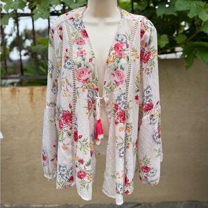 Time and Tru Pink and White Tie Front Blouse